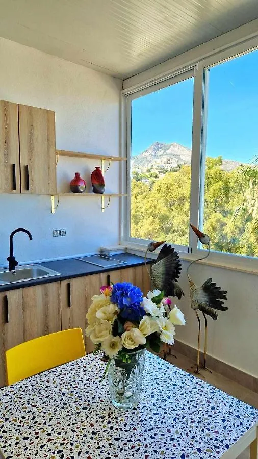 La Villa Escondida Estudio Vista A La Naturaleza ベナルマデナ スペイン