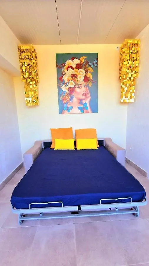 La Villa Escondida Estudio Vista A La Naturaleza ベナルマデナ アパート